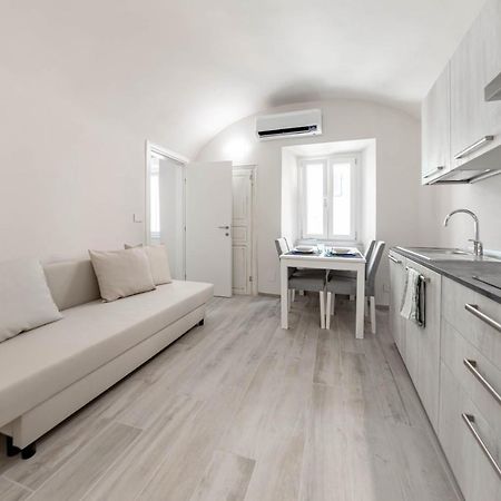 H11 Piccola Perla A Un Passo Dal Mare Apartment Santo Stefano al Mare Luaran gambar